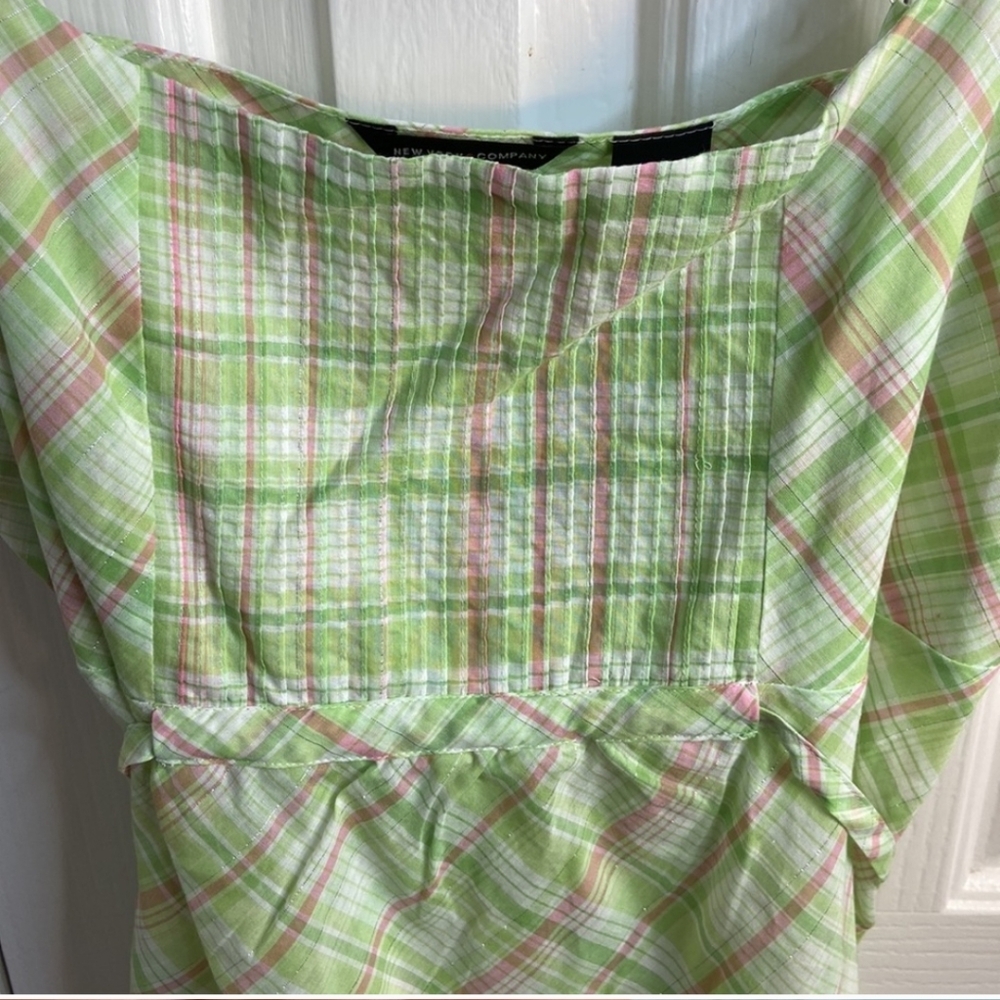 New York and Company Sleeveless Green Plaid with Silver Size 12 - Picture 3 of 6